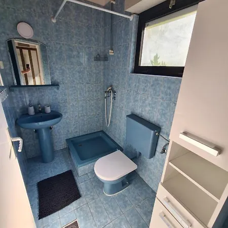 アパート Blue Lagoon クレック