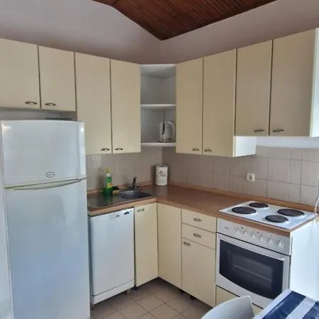 Blue Lagoon Apartment *